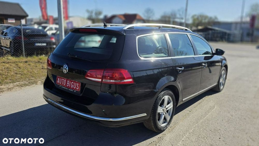 Volkswagen Passat - 8