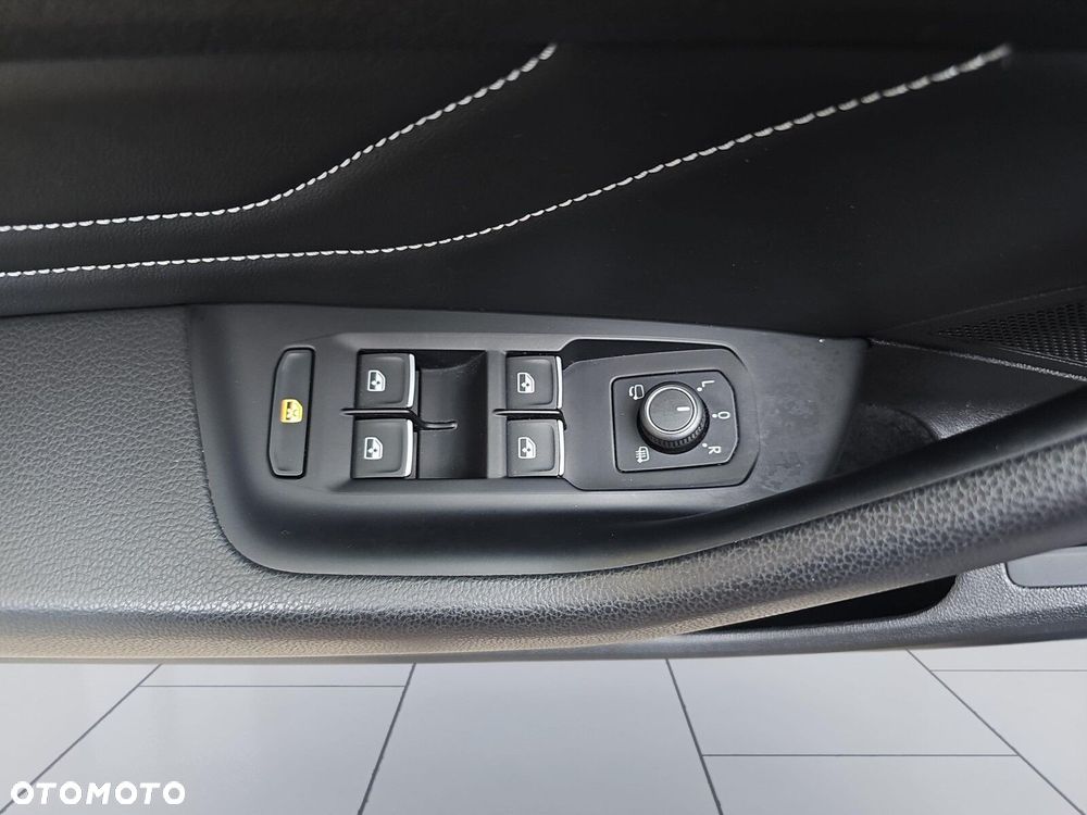 Volkswagen Arteon 2.0 TSI Elegance DSG - 26