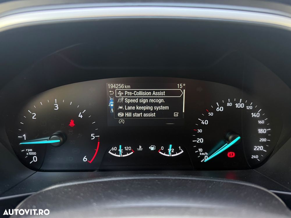 Ford Focus - 23