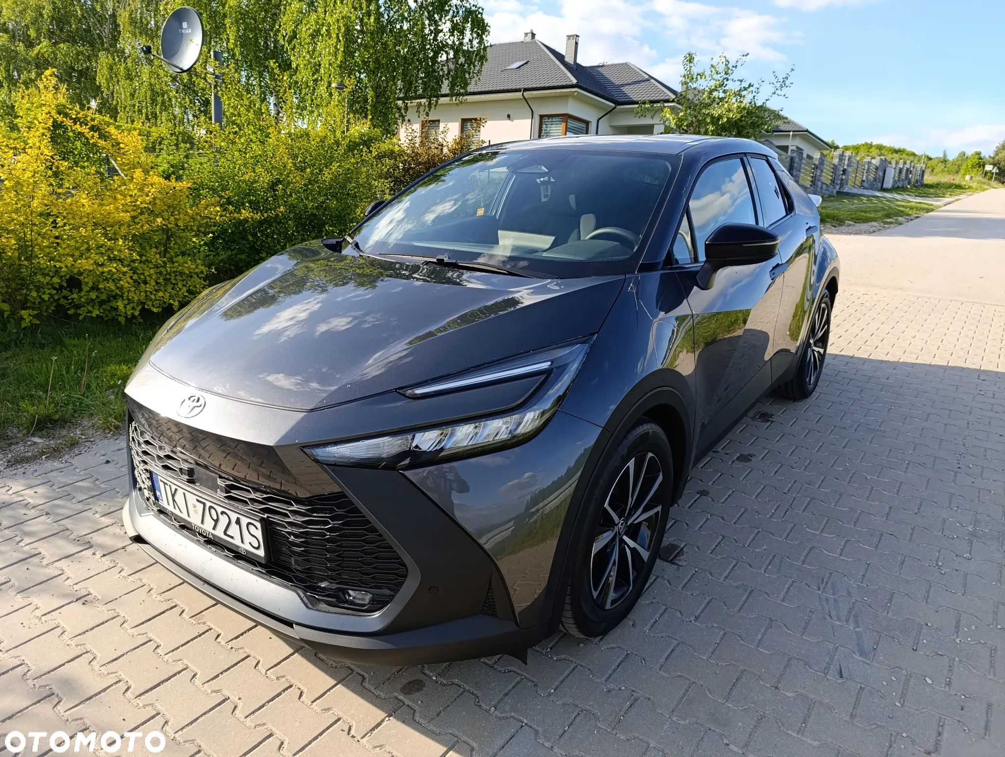 Toyota C-HR 1.8 Hybrid GPF Style - 1