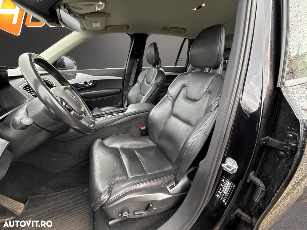 Volvo XC 90 T5 AWD Geartronic Momentum - 11