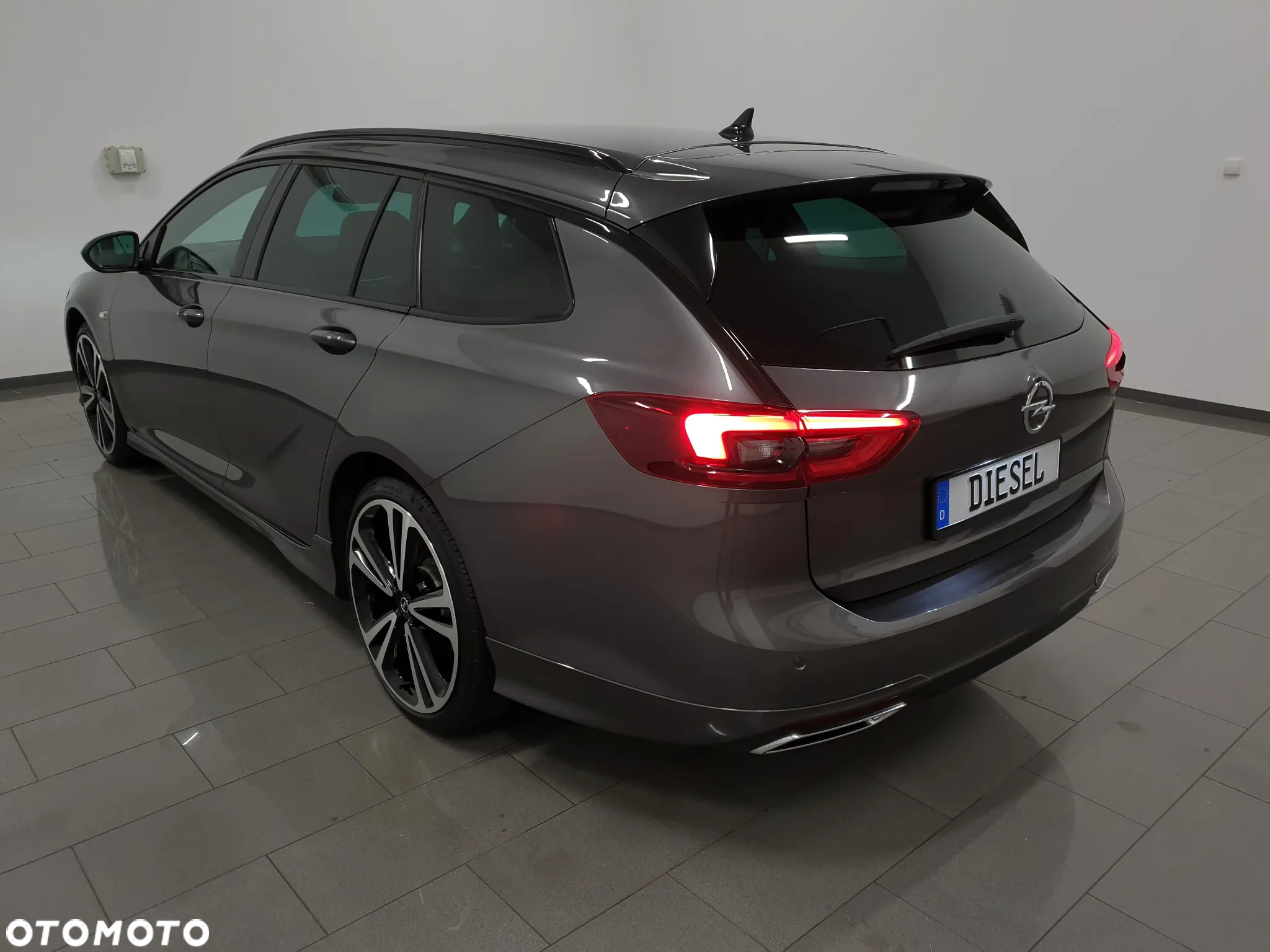 Opel Insignia 2.0 CDTI Ultimate S&S - 4