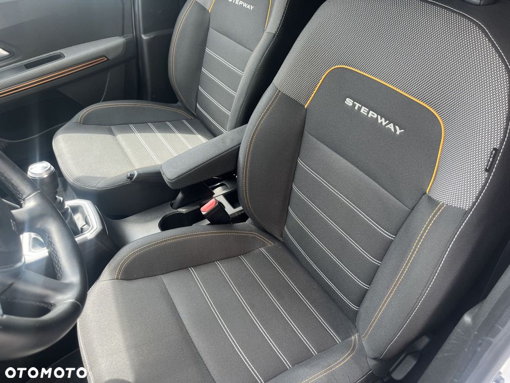 Dacia Sandero - 12