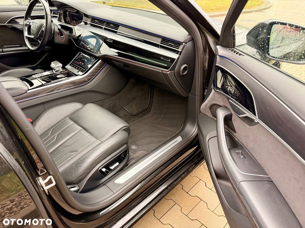 Audi A8 - 28