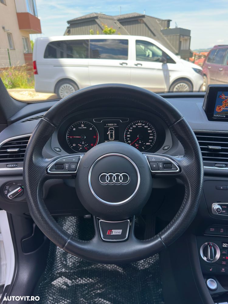 Audi Q3 2.0 TDI Quattro S-Tronic - 24