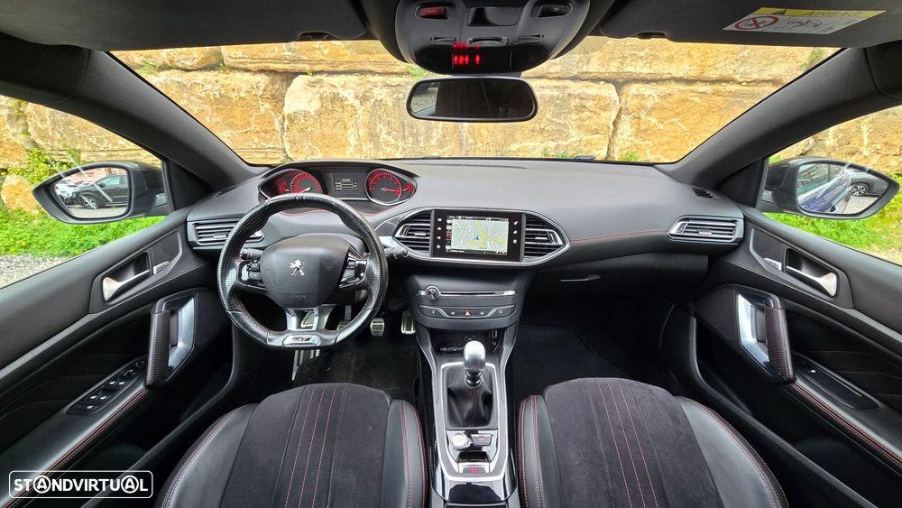 Peugeot 308 1.6 e-THP GT - 10