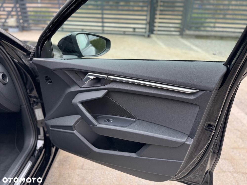 Audi A3 Sportback 35 TDI S tronic sport - 28