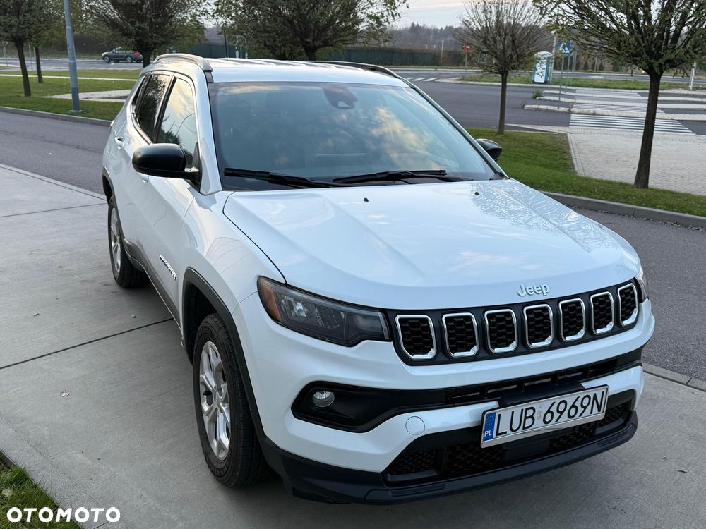 Jeep Compass - 12