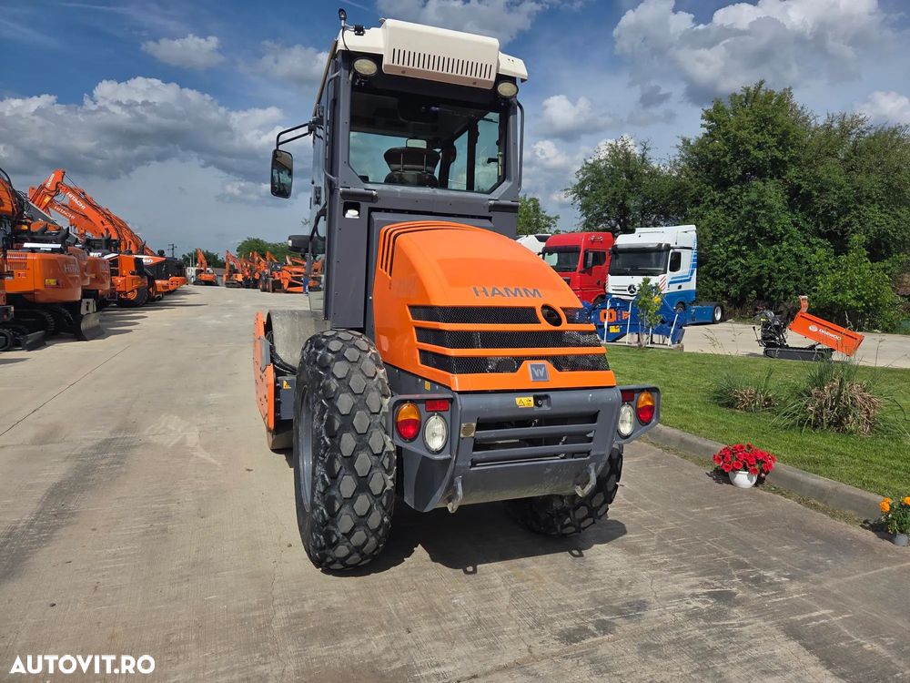 Hamm H7i, 7 tone, 2018, 1.400h, latime tambur 1,35m, Certificat CE, produs in Germania, motor Kubota 75CP, anvelope 90% ok, aer conditionat, posibilitate leasing 3 ani, STARE CA NOU, PROMOTIE -48.900 EUR+Tva - 2