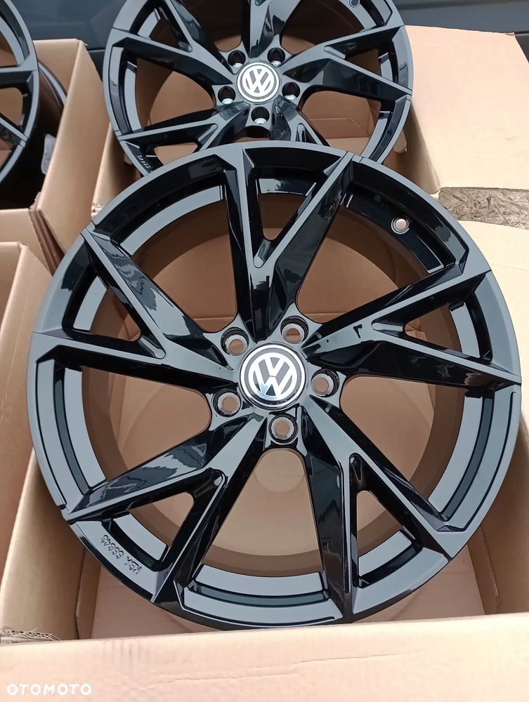 FELGI ALUMINIOWE NOWE 5X112 R18 8J ET35 VOLKSWAGEN ARTEON CADDY CC GOLF ID.3 ID.4 JETTA PASSAT PHAETON SCIROCCO SHARAN T4 TIGUAN TOUAREG TOURAN T-ROC - 8