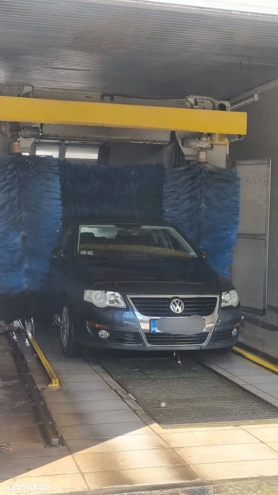Volkswagen Passat Variant 1.6 FSI Comfortline - 2