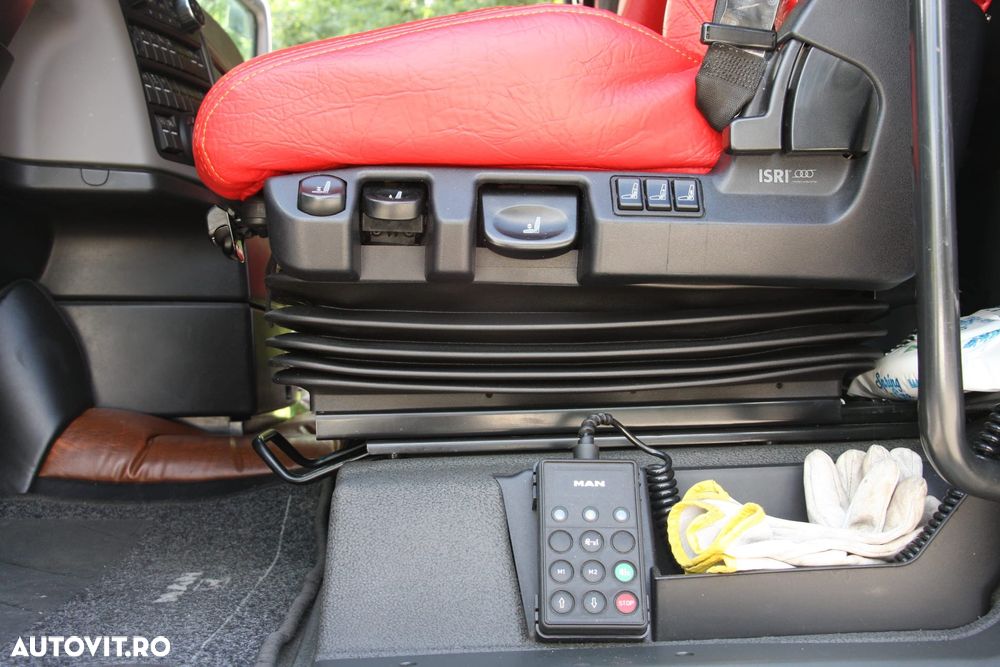 MAN TGX XXL - 21