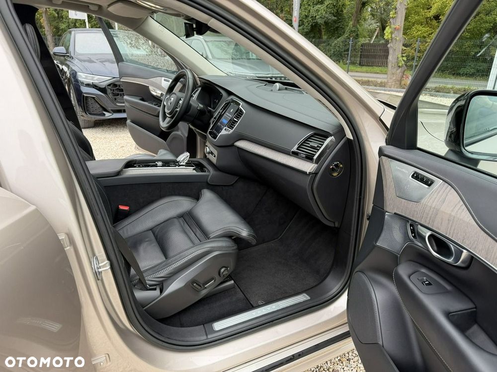 Volvo XC 90 B5 D AWD Ultimate Bright 7os - 25