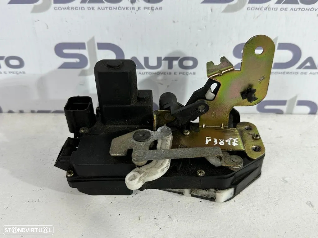 Fecho Porta Trás - Range Rover P38 - 6