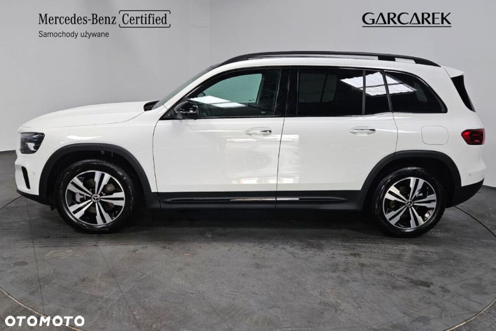 Mercedes-Benz GLB - 9