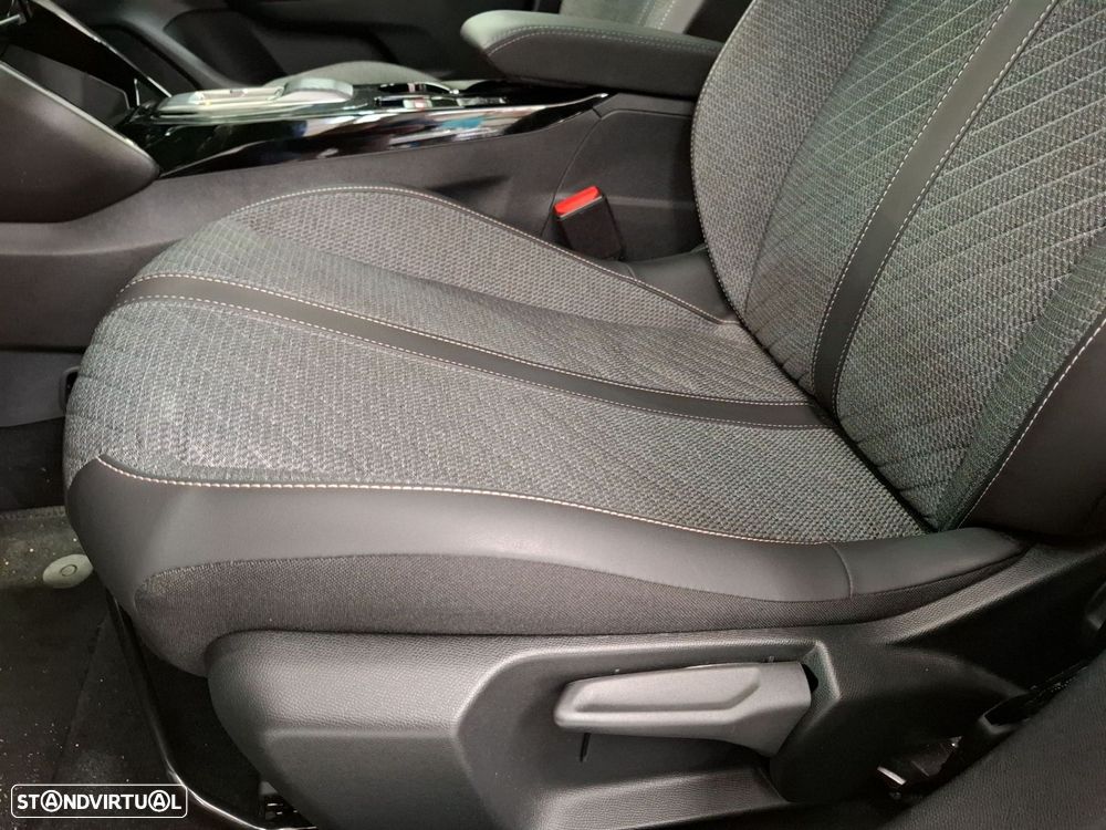 Peugeot e-208 51 kWh Allure - 20