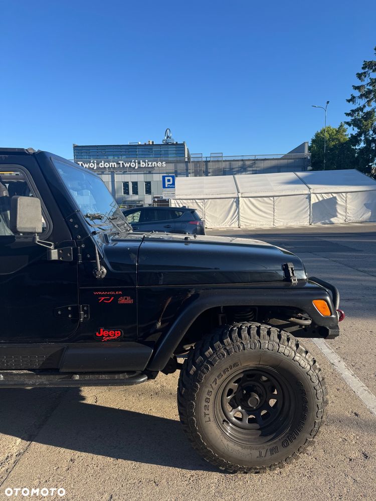 Jeep Wrangler 4.0 Sport - 10