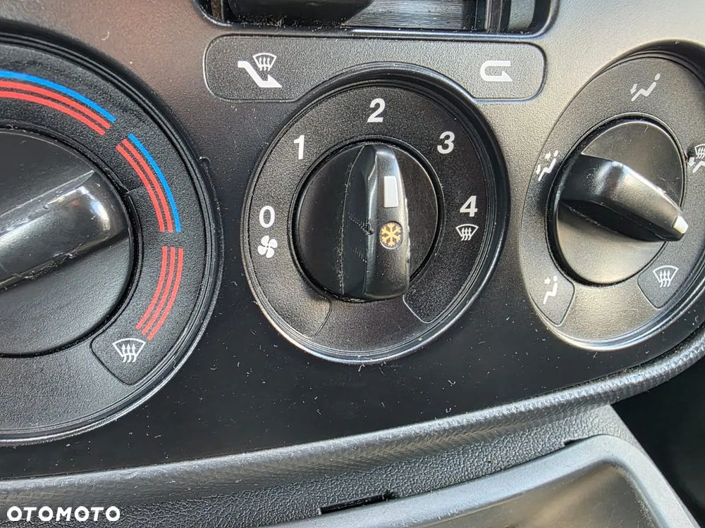 Fiat Fiorino Kombi 1.3 MJ Adventure - 20