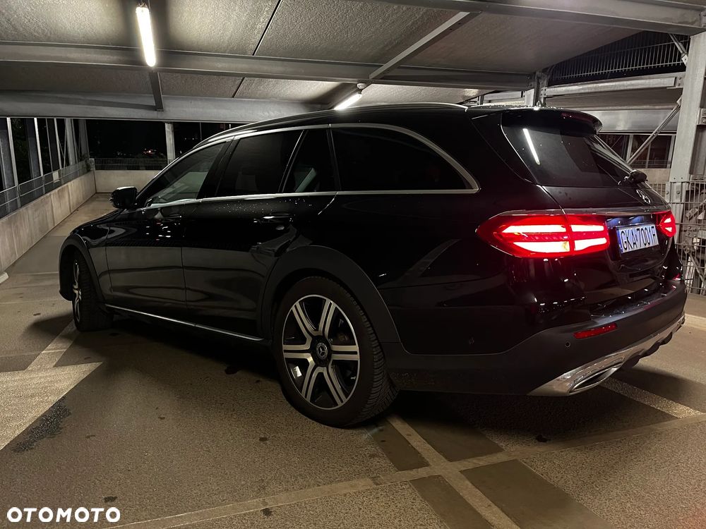 Mercedes-Benz Klasa E 220 d 4-Matic All-Terrain - 9