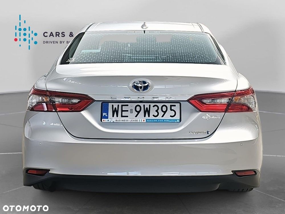 Toyota Camry 2.5 Hybrid Prestige CVT - 24