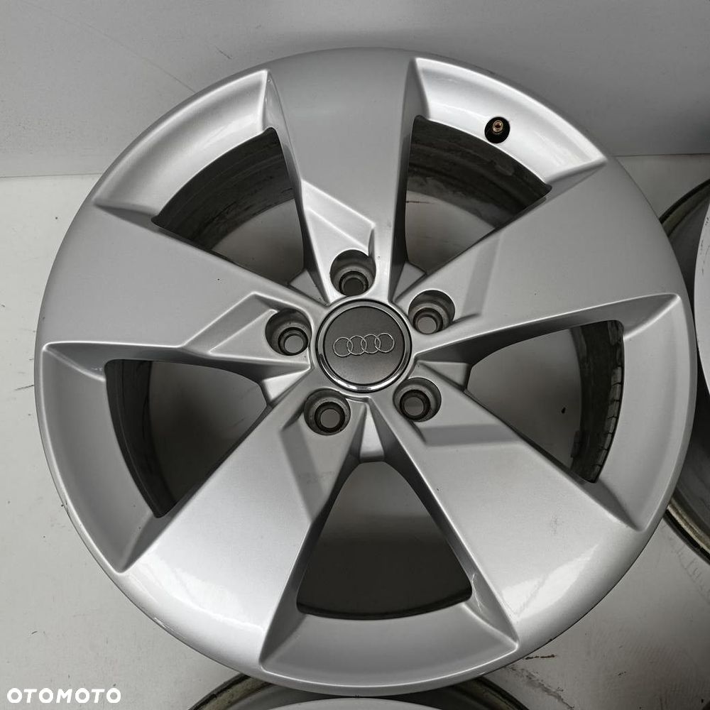 Alufelgi 5x112 17 Audi TT 8S0601025J 4szt (F6810) - 2
