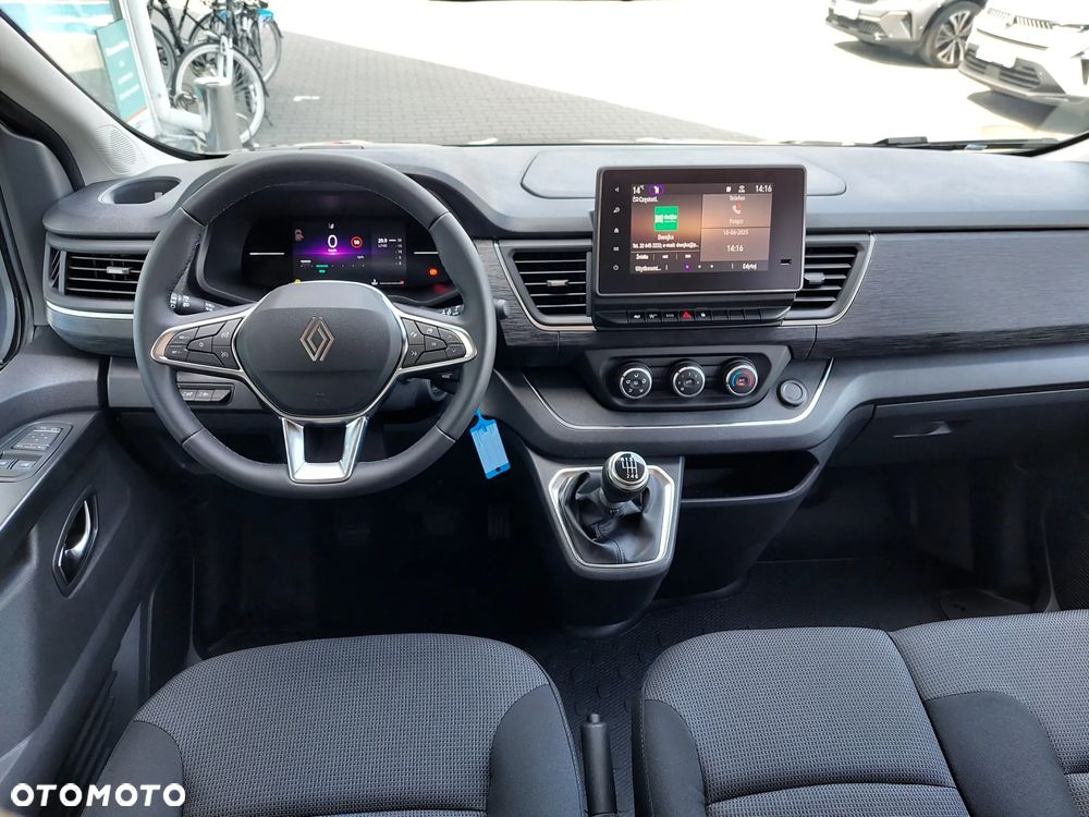 Renault Trafic Grand 2.0 dCi - 12