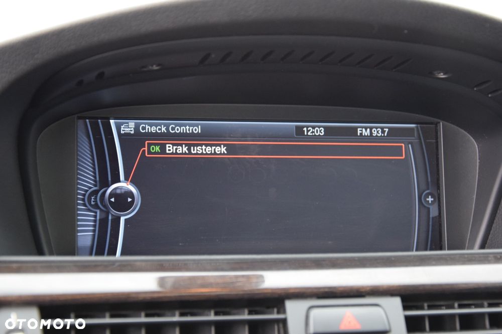 BMW Seria 3 335i M Sport Edition - 29