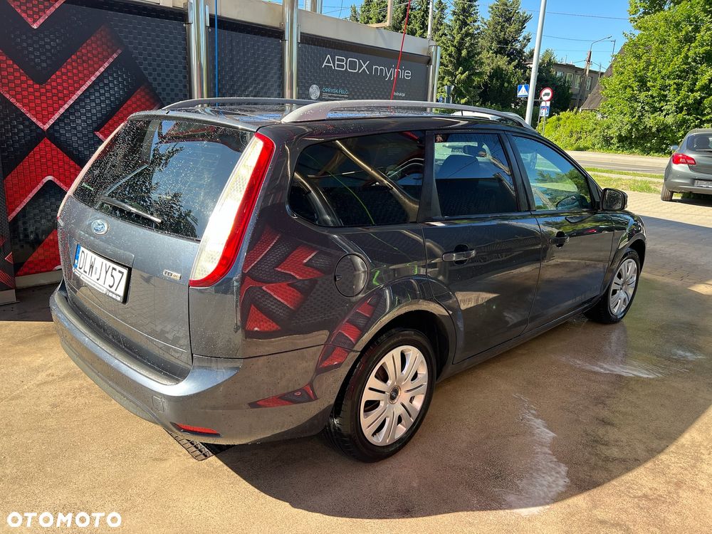 Ford Focus 1.6 TDCi Ambiente - 3