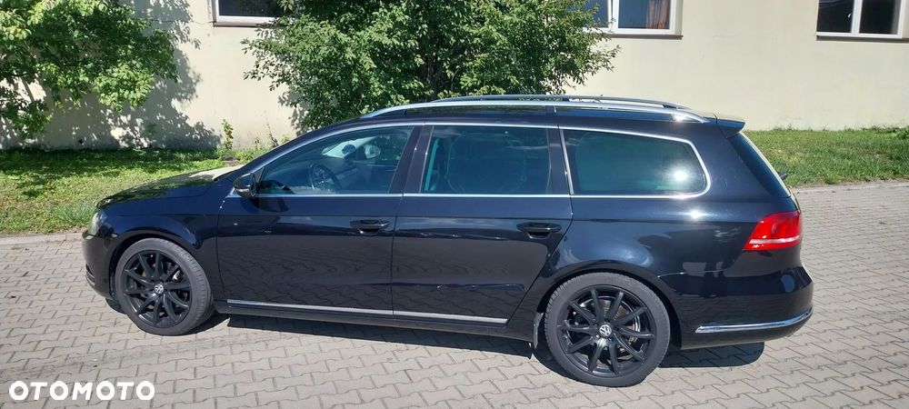Volkswagen Passat - 17