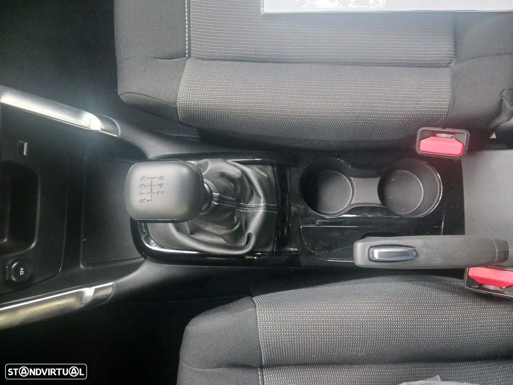 Citroën C3 Aircross 1.2 PureTech Plus - 22