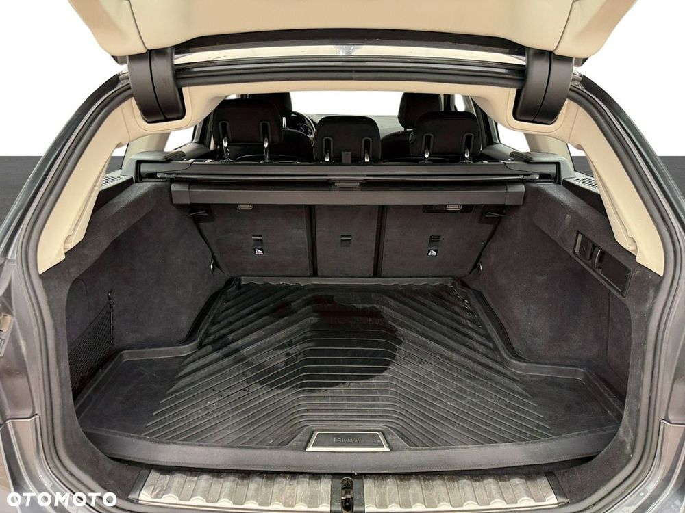 BMW Seria 3 - 12