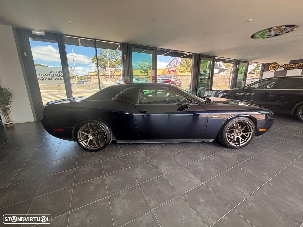 Dodge Challenger — fotografia 13