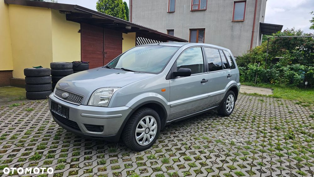 Ford Fusion 1.4 + - 1