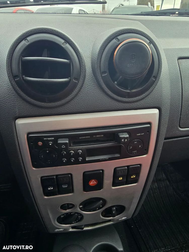 Dacia Logan 1.4 MPI Laureate - 5
