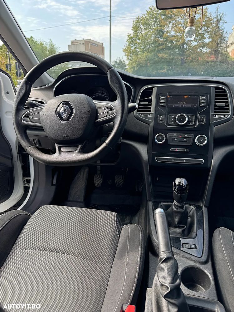 Renault Megane ENERGY dCi Life - 8