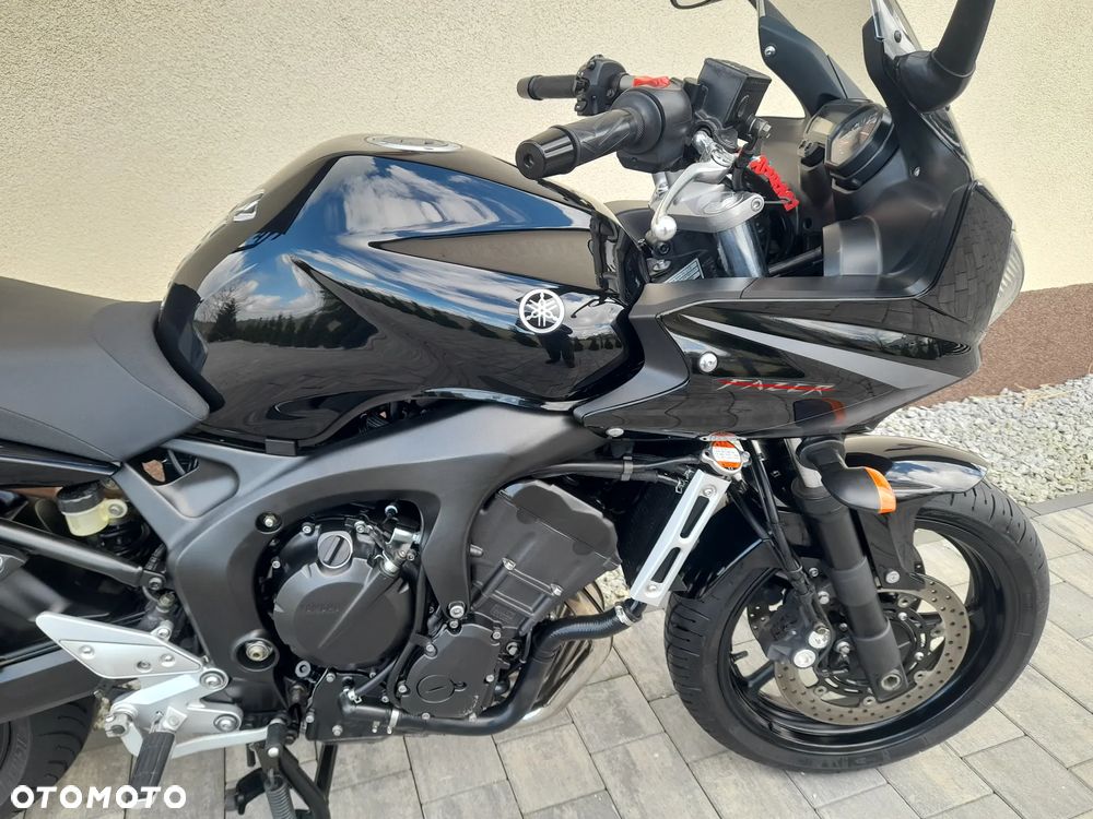 Yamaha FZ6 - 25