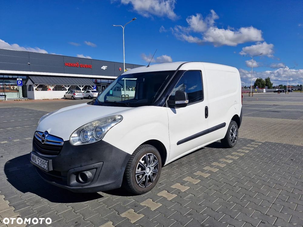 Opel COMBO - 4