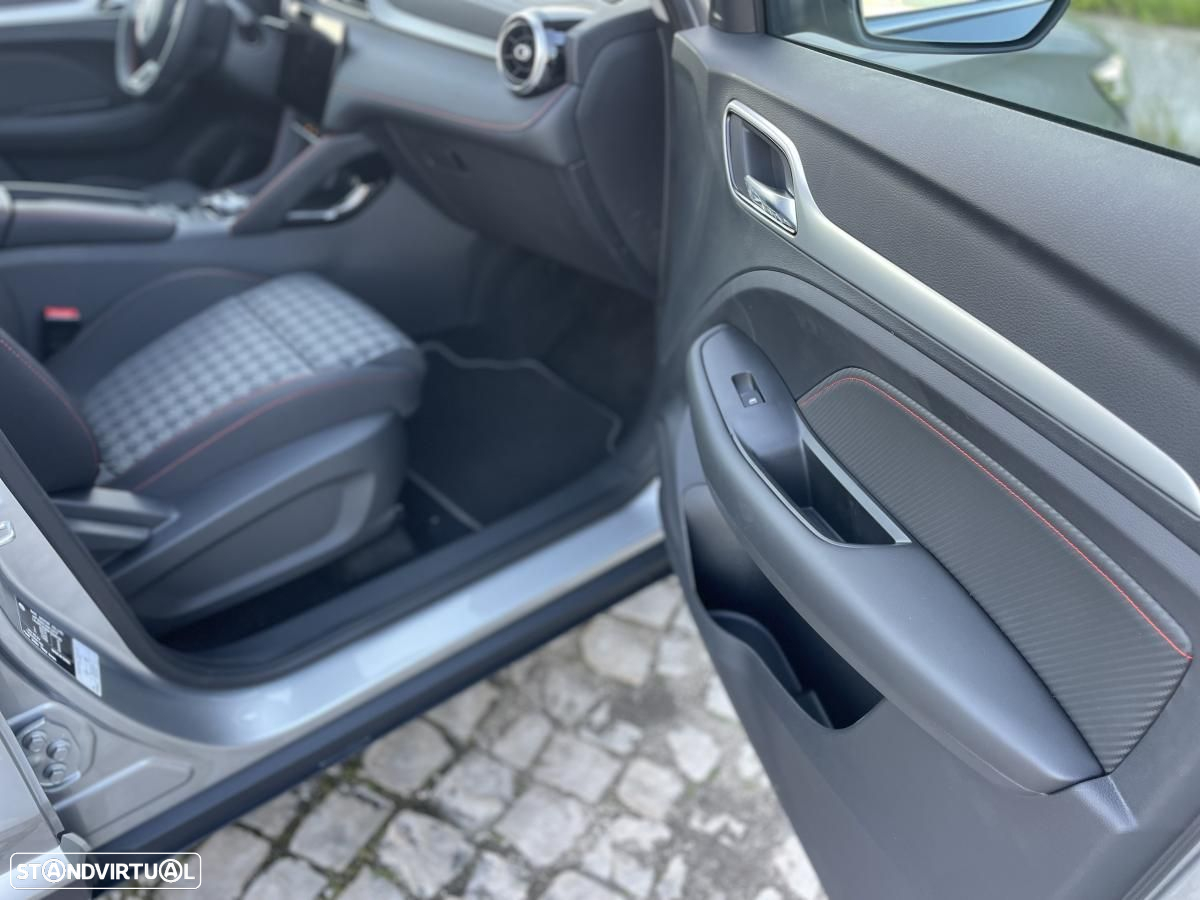 MG ZS EV 72.6 kWh Comfort OBC 11 kW - 17