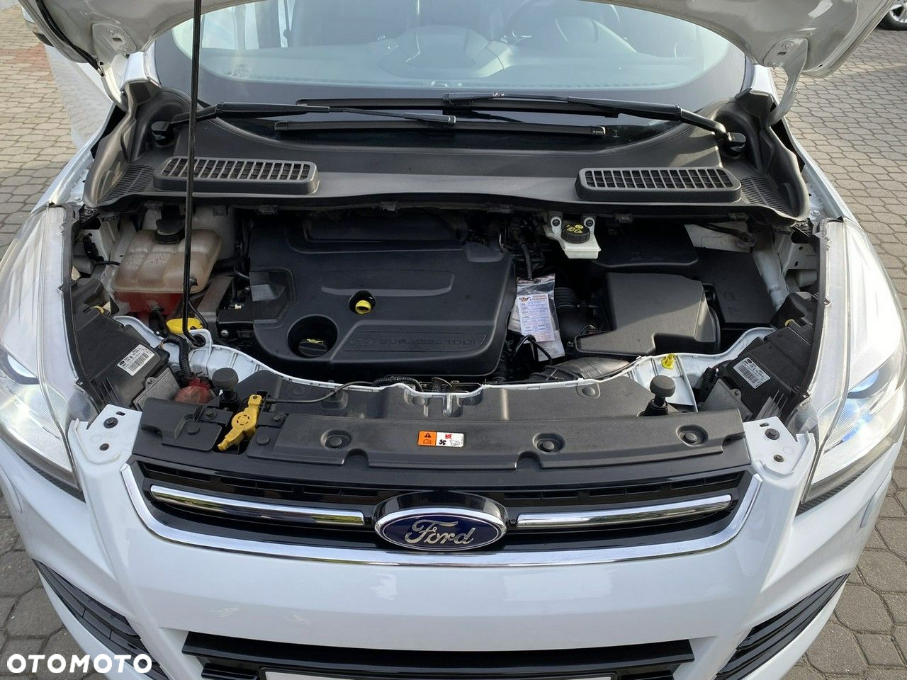 Ford Kuga - 33