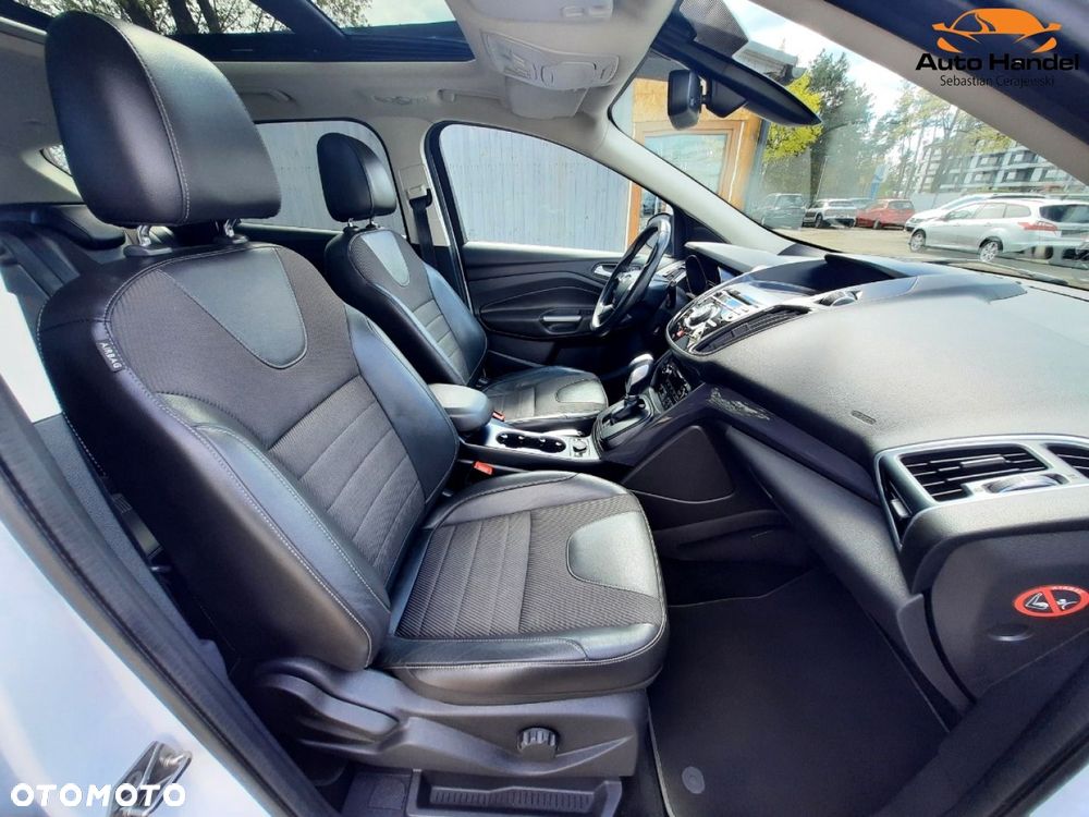 Ford Kuga 1.5 EcoBoost 4x4 Titanium - 36