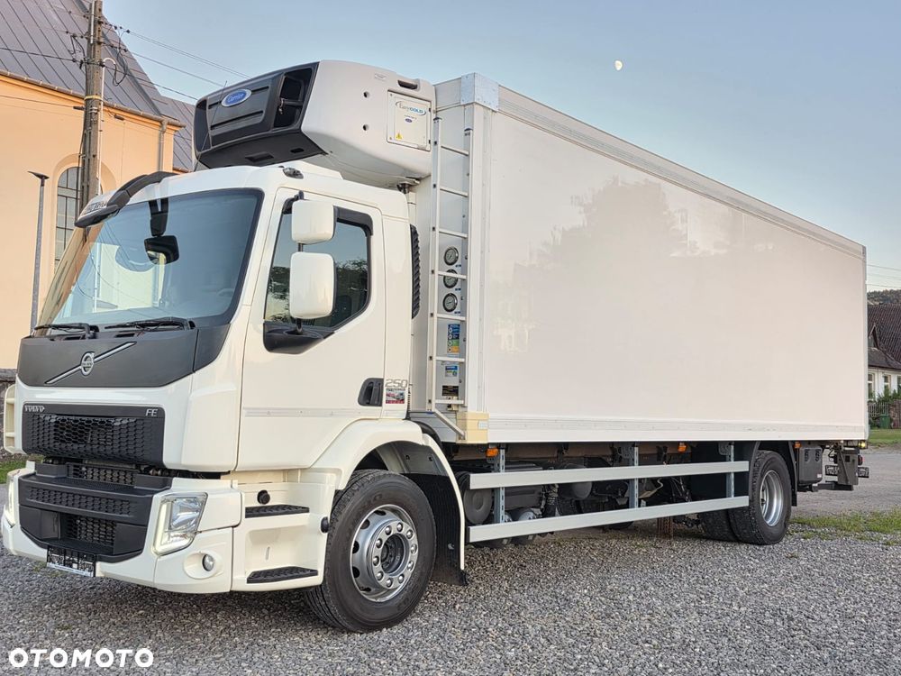 Volvo FE 250 / CHŁODNIA / WINDA / SPROWADZONY / 19 PALET  / E6 / STAN BARDZO DOBRY / AUTOMAT / CARIER SUPRA 1250 / CAŁY NA PODUSZKACH / - 2