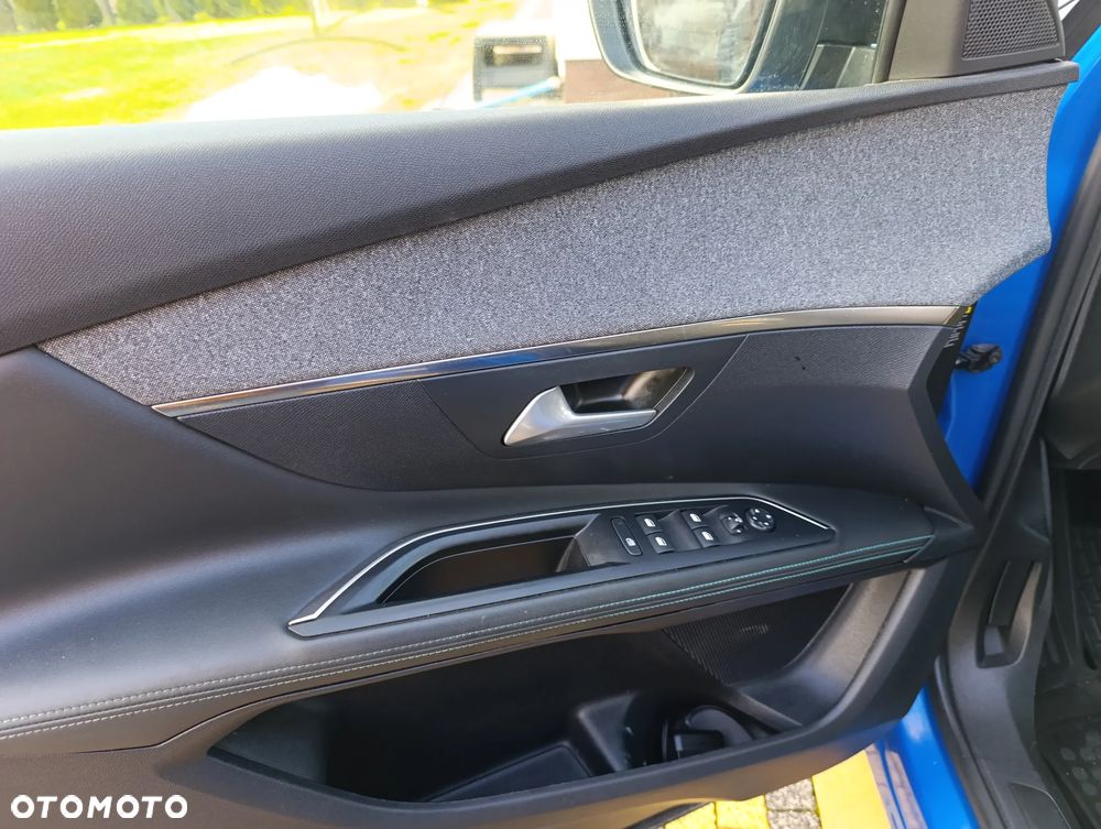 Peugeot 3008 BlueHDi 130 Stop & Start EAT8 Allure - 14