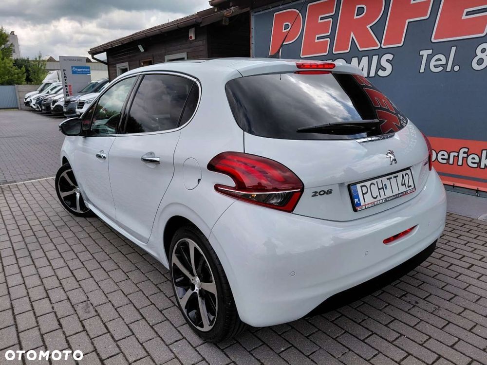 Peugeot 208 - 6