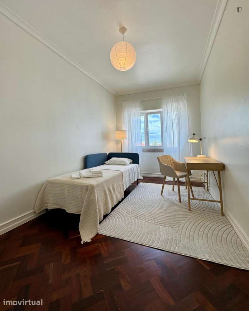 Quarto - localizado em Picoas Lisbon - Grande imagem: 2/13