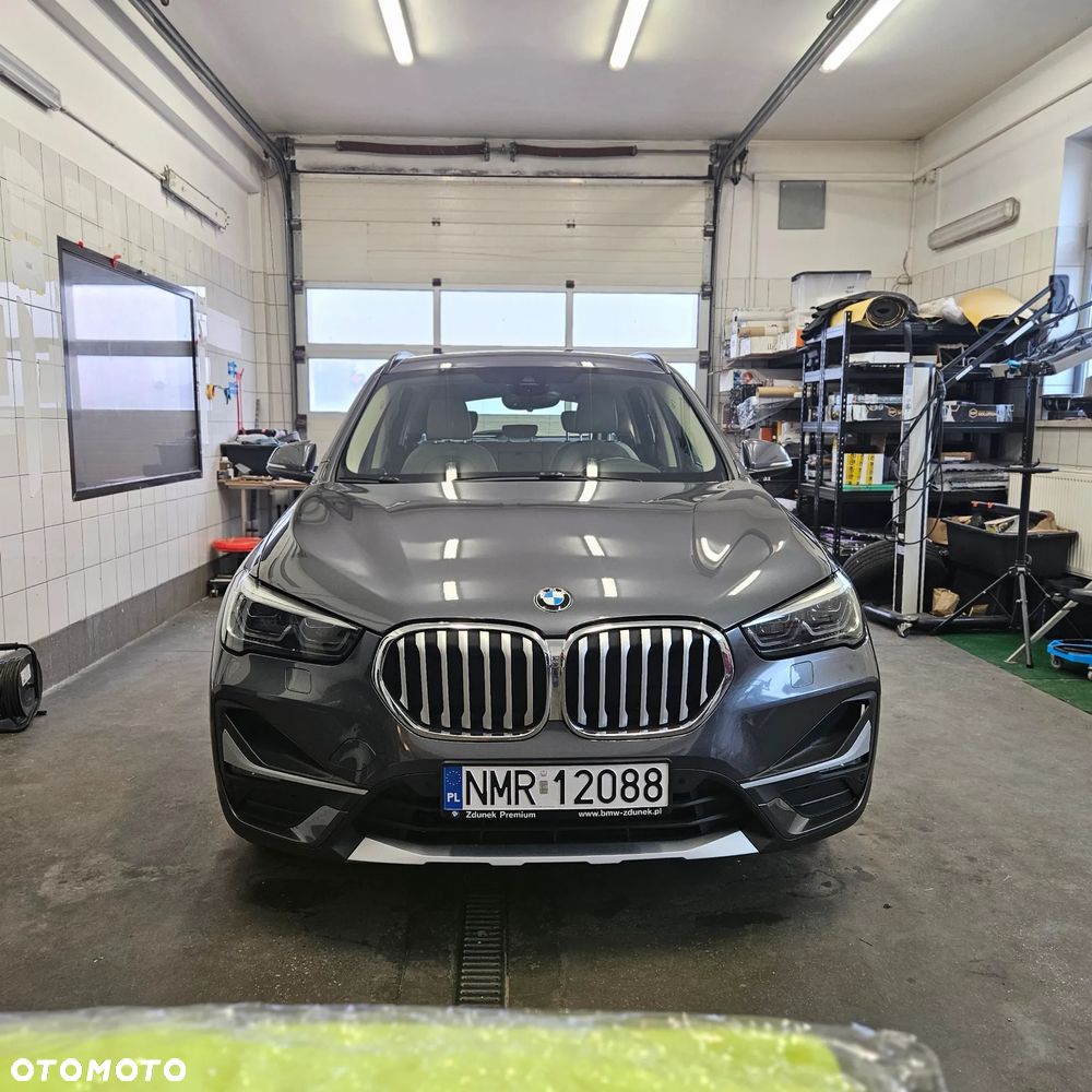 BMW X1 xDrive18d xLine - 1