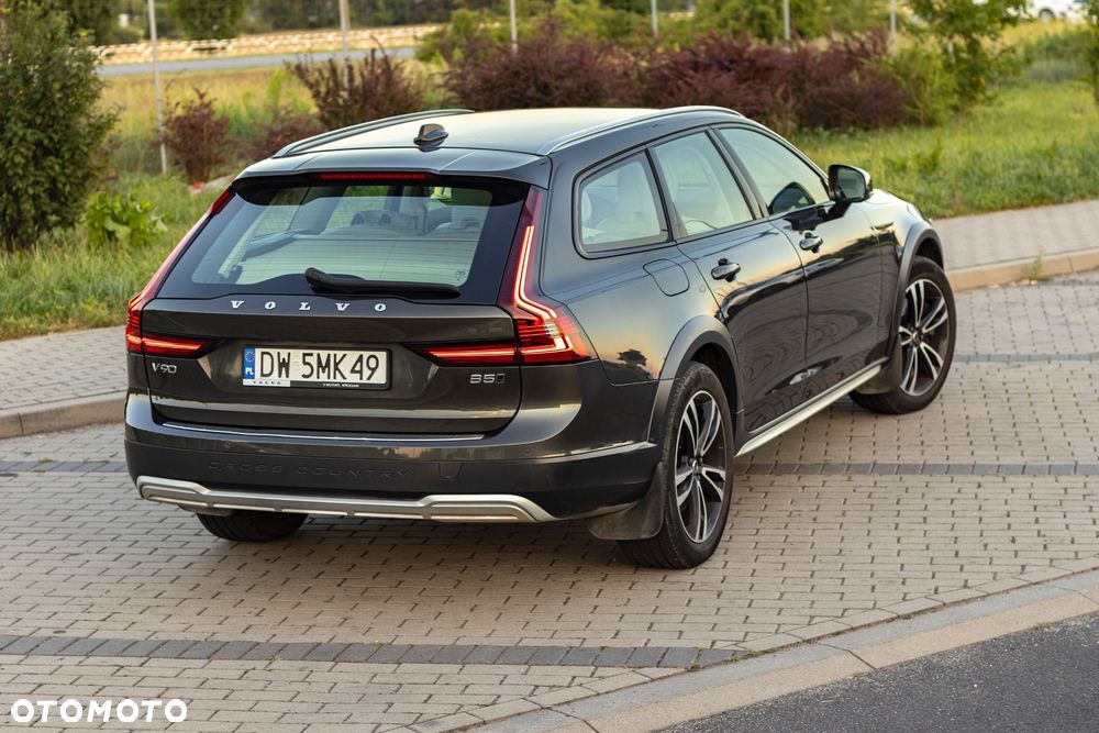 Volvo V90 - 17