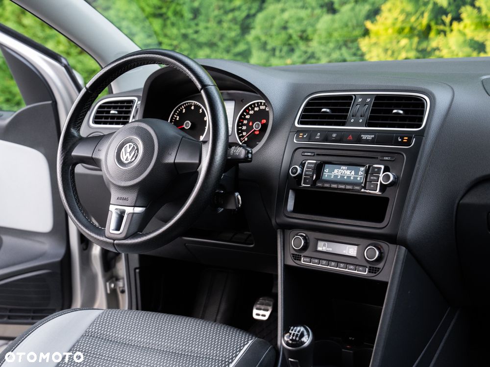 Volkswagen Polo 1.2 TSI Cross - 29