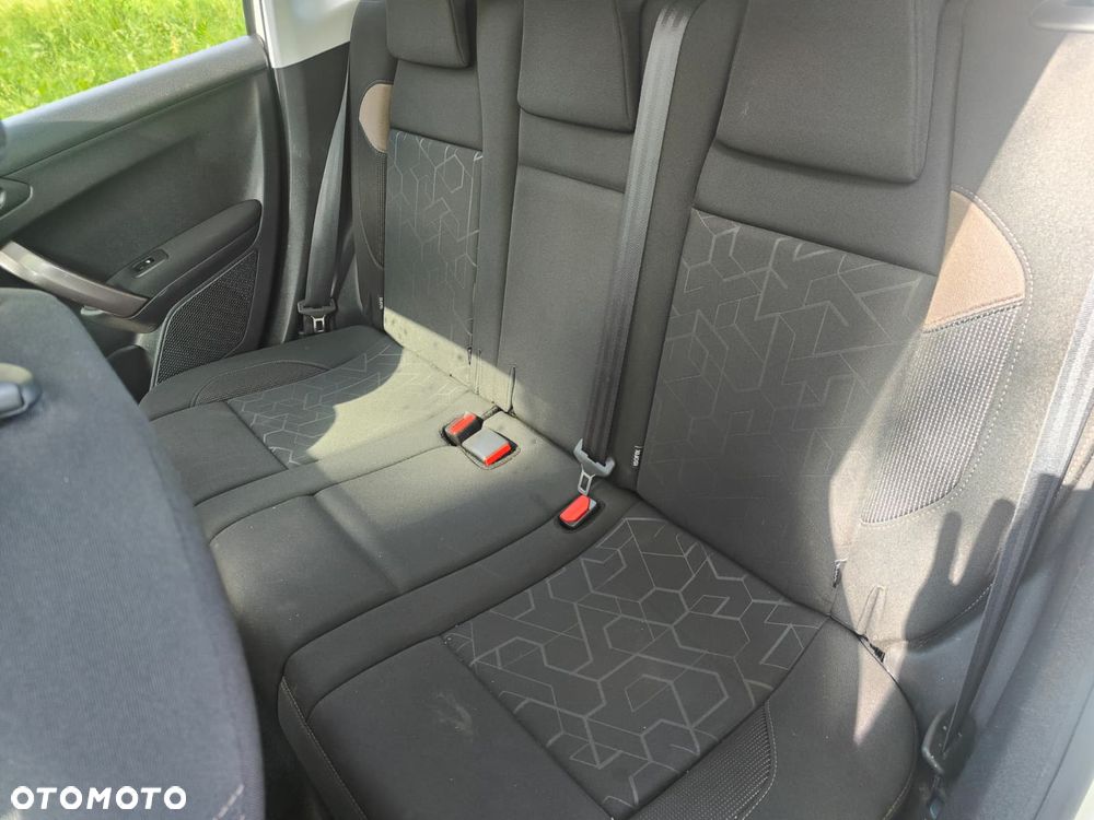 Peugeot 2008 - 19