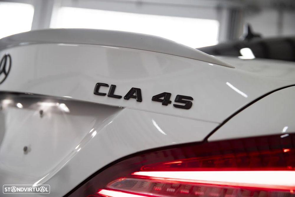 Mercedes-Benz CLA 45 AMG 4Matic Speedshift DCT 7G Night Edition