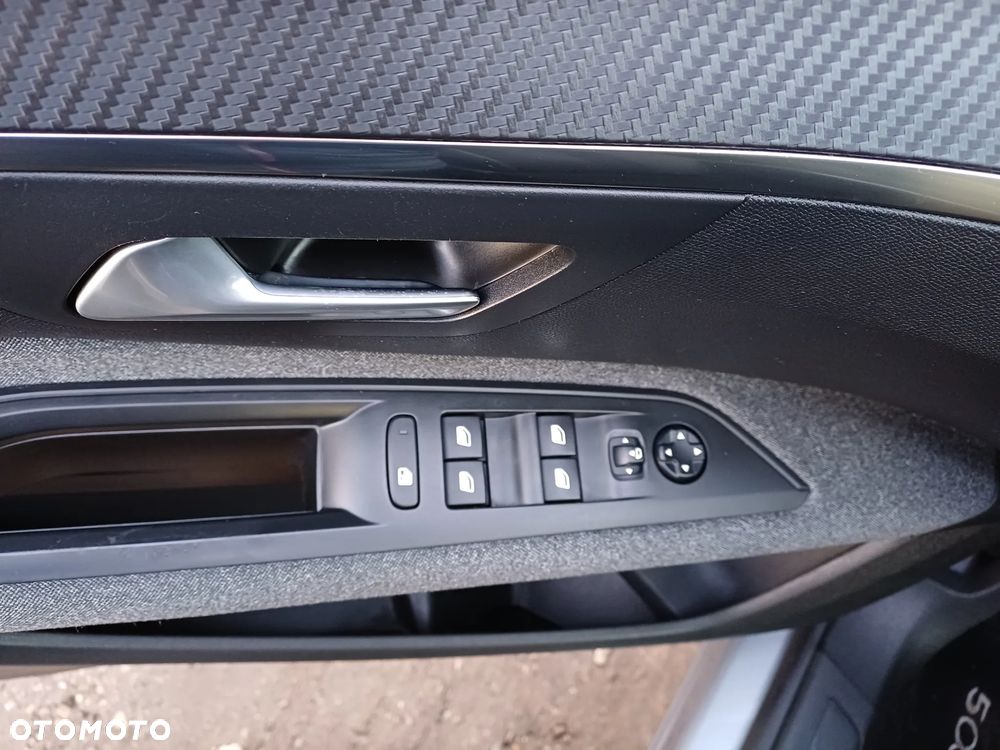 Peugeot 5008 1.5 BlueHDi Active Pack S&S EAT8 - 15